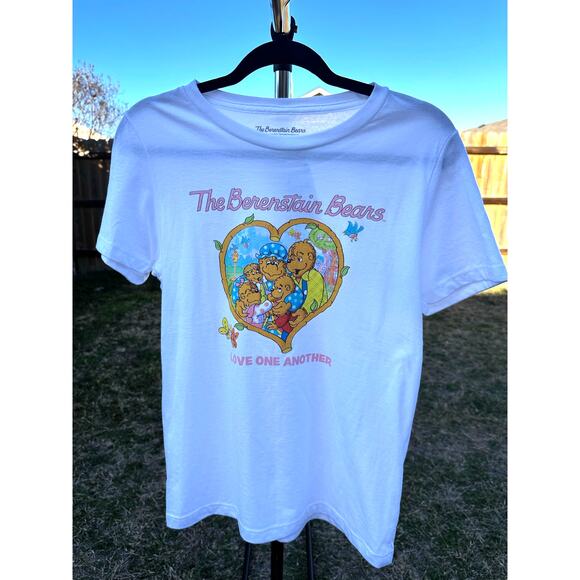 The Berenstain Bears Tops - The Berenstain Bears Women's White Cotton Short Sleeve T-Shirts Size Medium